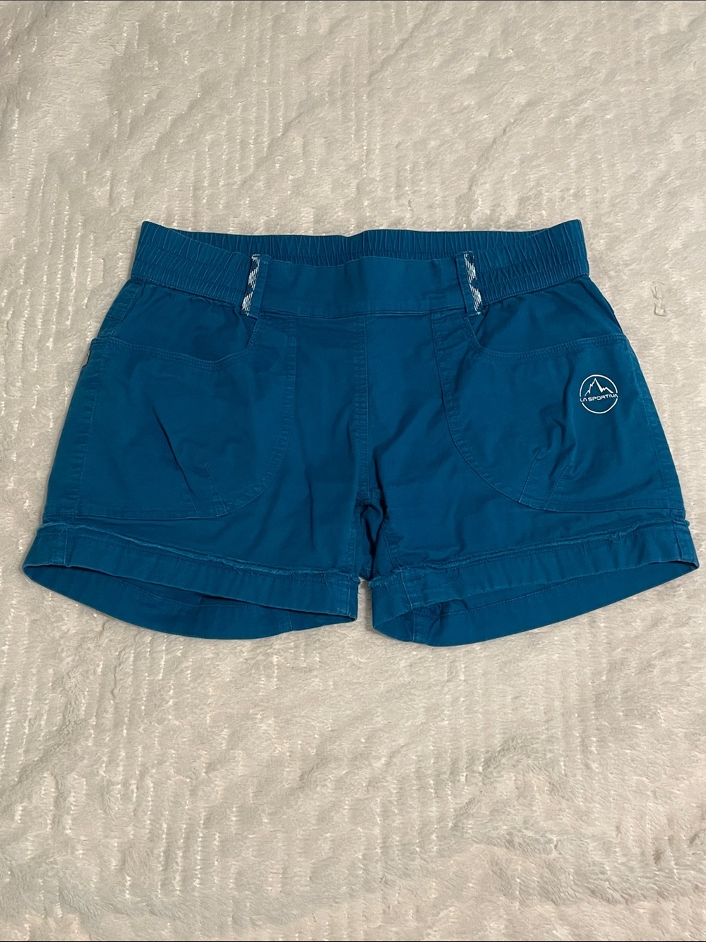 La Sportiva Escape Shorts - women’s climbing shorts - Medium